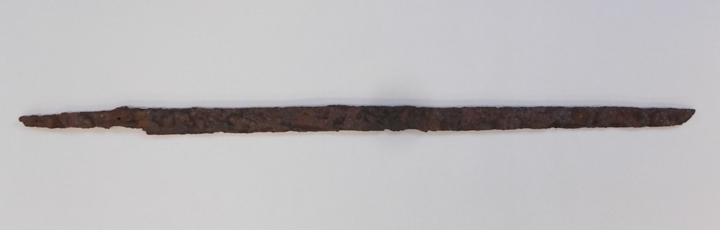 西ケ洞古墳群から出土した鉄剣