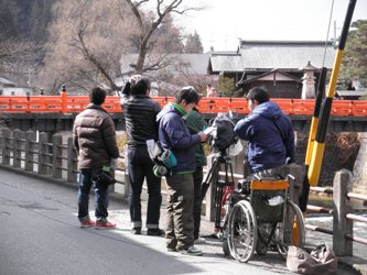 中橋