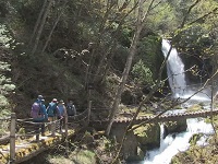 レクリエーションやスポーツとしても人気の登山