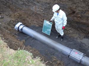 塩ビ管敷設  （木曽川右岸用水美濃加茂地区）