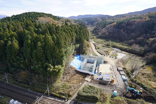 毘沙門遺跡発掘区遠景