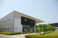 国際たくみアカデミー短大校外観