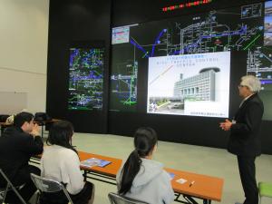 警察１