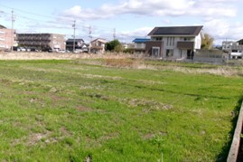 芥見町屋遺跡（国事業）の調査前発掘区近景の写真です