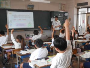 松枝小学校の講座の様子