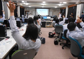 データ活用講座の様子1