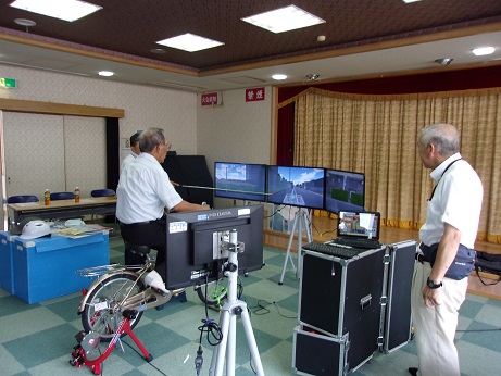 自転車シュミレーター