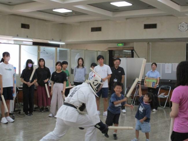 ソフト警棒