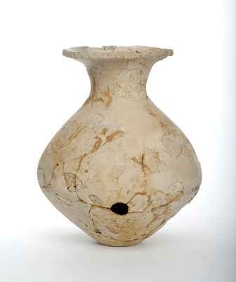 荒尾南遺跡から出土した弥生時代中期の壺