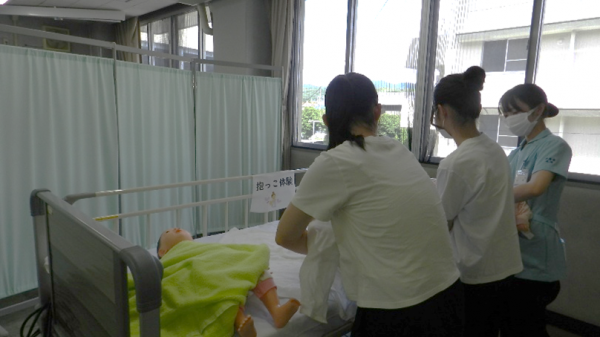 新生児人形1