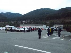 画像（出発式の様子１）