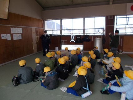 養老小３年生郊外学習の状況２