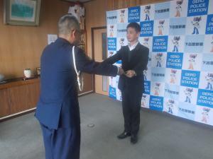 画像（表彰の様子１）