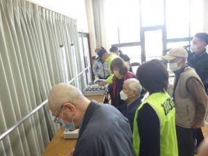 敏捷性や反射年齢を交通安全資器材を通じて体感