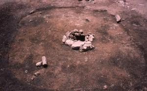竪穴建物の床面を検出した時の写真です
