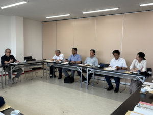 犬山まちづくり株式会社において、城下町の資源を活用した、にぎわいのある街づくりについて説明を受ける委員