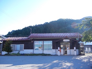 飛騨国府駅1