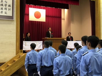 岐阜県警察学校初任科生卒業式の様子