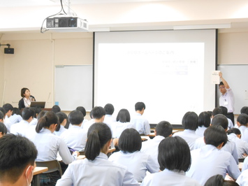 R元県立益田清風高等学校の画像1