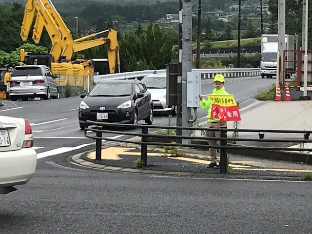 交通安全早朝街頭啓発2