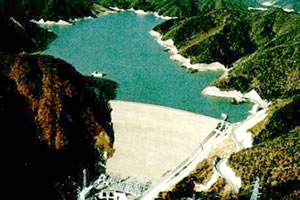 岩屋ダムの画像