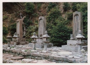 高須藩主歴代墓