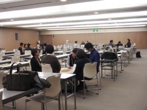 グループで情報交換1