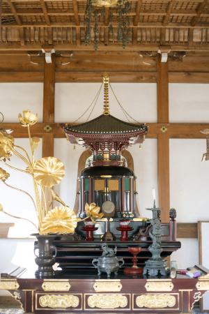 長蔵寺舎利塔及び須弥檀