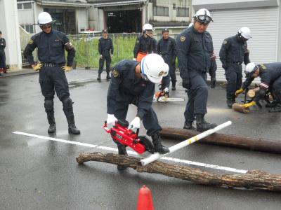 エンジンカッター