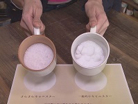 調味料が固まりにくい容器 調味料が固まりにくい容器