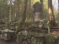 山県市桔梗塚 山県市桔梗塚