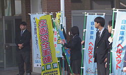 市立岐阜商業高校の取り組みの様子